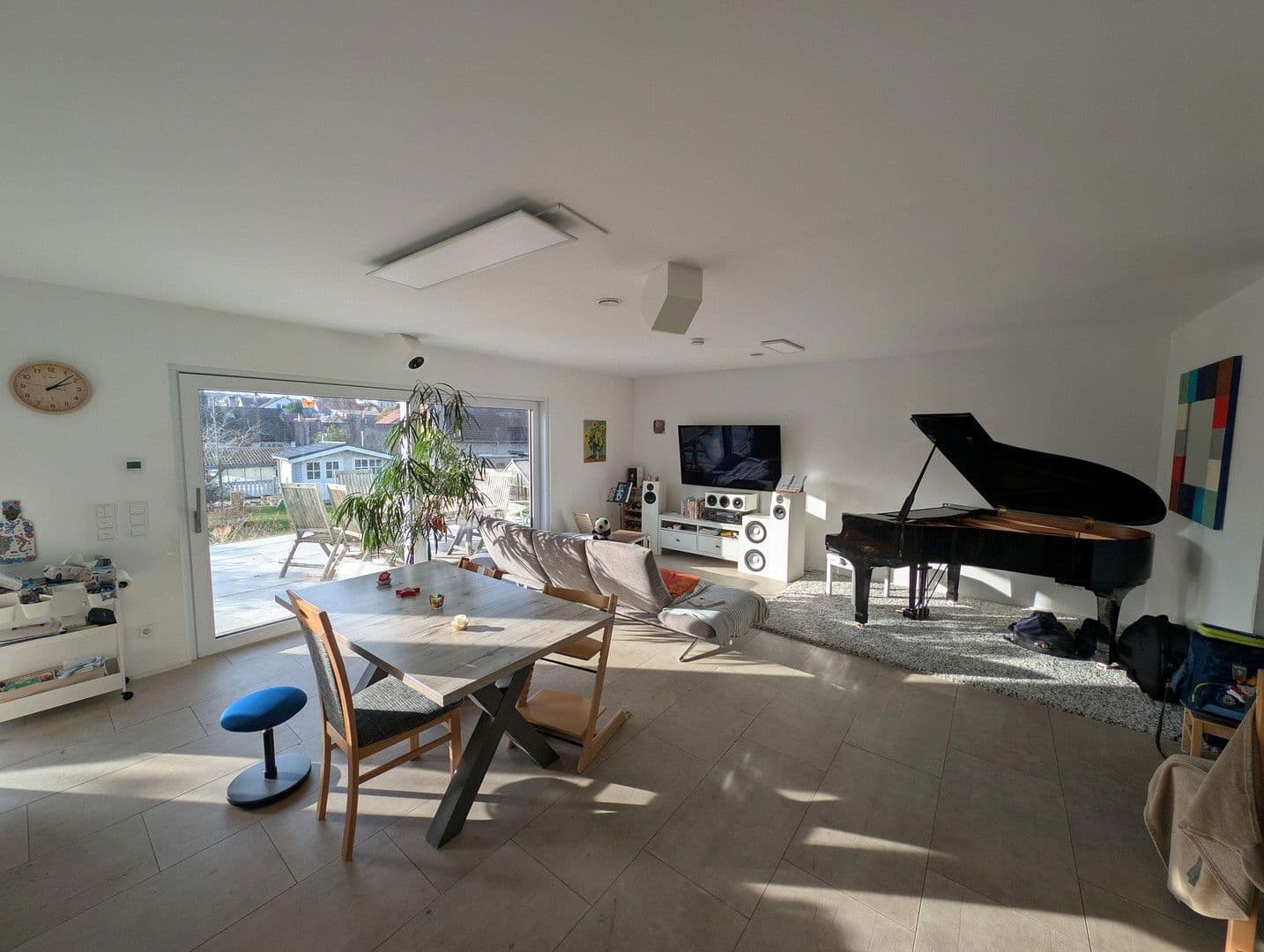 Prodej domu 174 m², pozemek 531 m², Walzbachtal, Bádensko-Württembersko Prodej domu 174 m², pozemek 531 m², Walzbachtal, Bádensko-Württembersko