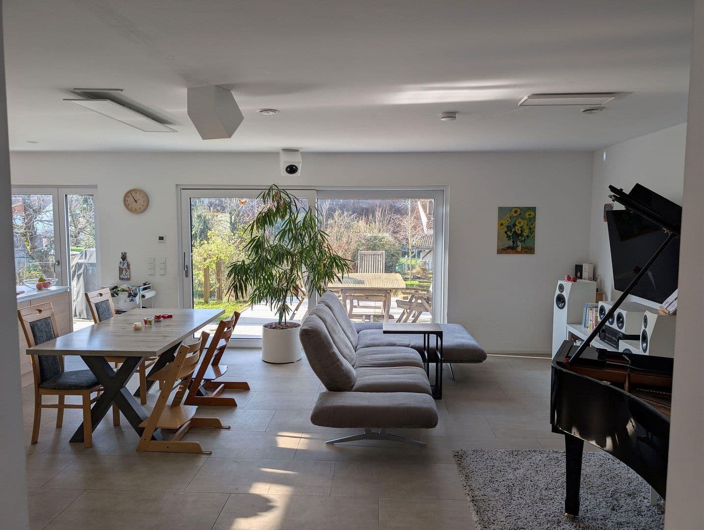 Prodej domu 174 m², pozemek 531 m², Walzbachtal, Bádensko-Württembersko Prodej domu 174 m², pozemek 531 m², Walzbachtal, Bádensko-Württembersko