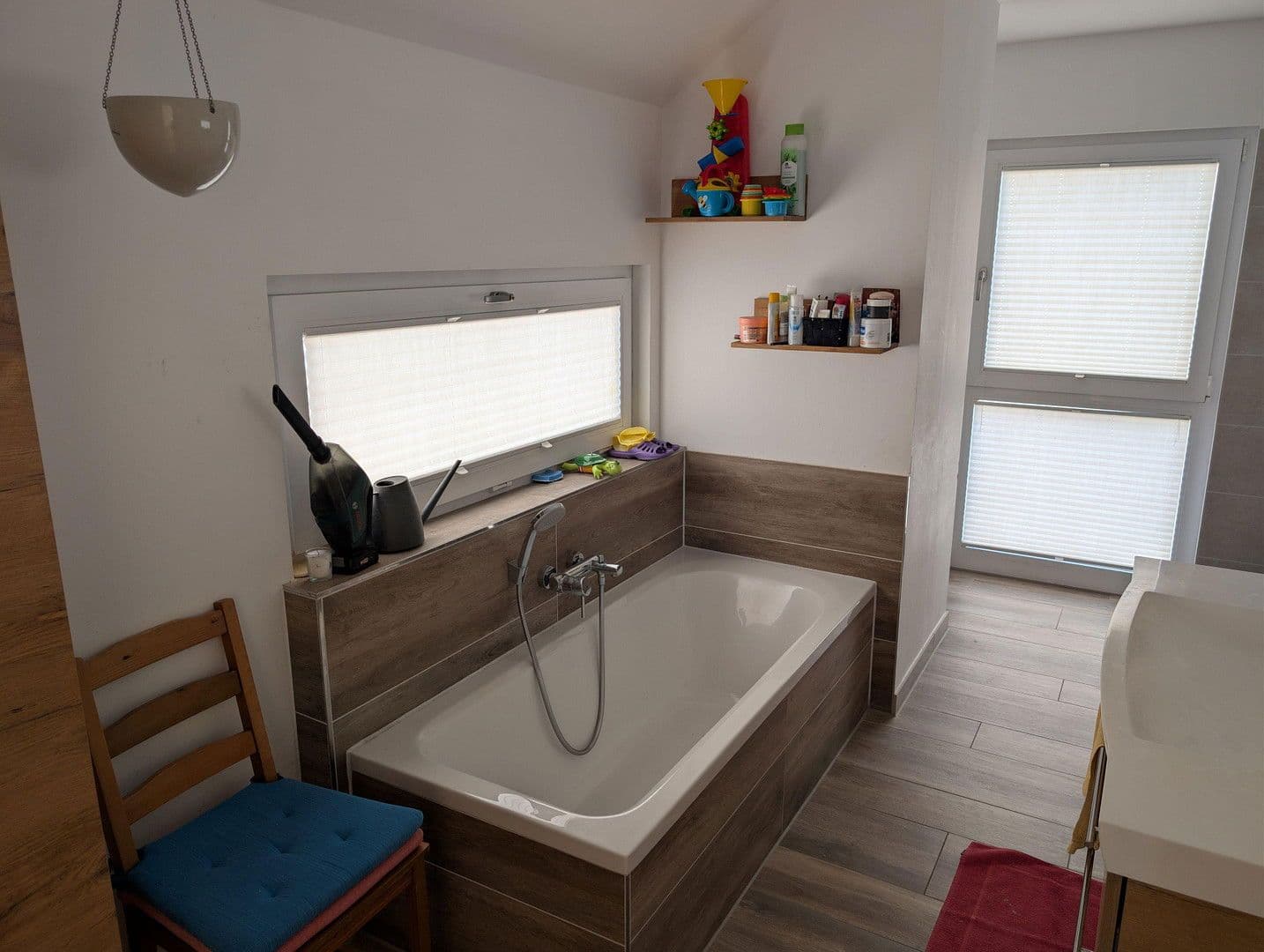 Prodej domu 174 m², pozemek 531 m², Walzbachtal, Bádensko-Württembersko Prodej domu 174 m², pozemek 531 m², Walzbachtal, Bádensko-Württembersko