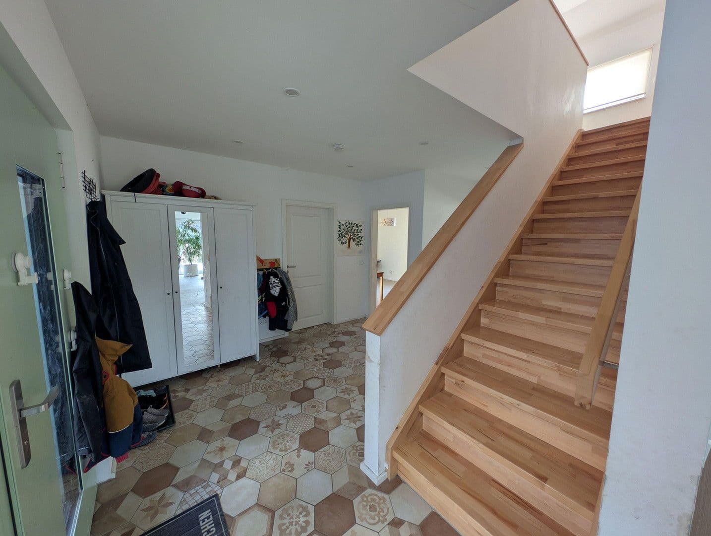 Prodej domu 174 m², pozemek 531 m², Walzbachtal, Bádensko-Württembersko Prodej domu 174 m², pozemek 531 m², Walzbachtal, Bádensko-Württembersko