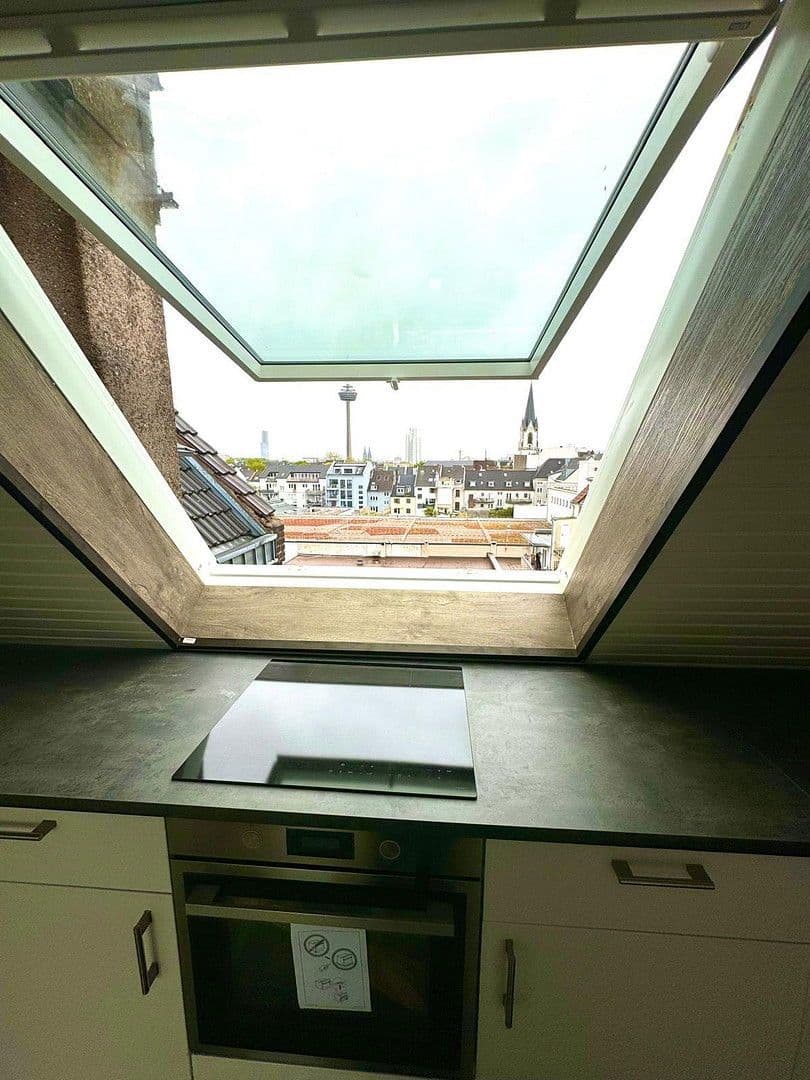 Pronájem bytu 3+1 60 m², Venloer Str.332, Köln, Severní Porýní-Vestfálsko Pronájem bytu 3+1 60 m², Venloer Str.332, Köln, Severní Porýní-Vestfálsko