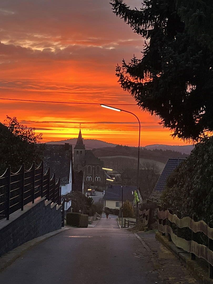 Prodej domu 130 m², pozemek 1.040 m², Baar, Porýní-Falc Prodej domu 130 m², pozemek 1.040 m², Baar, Porýní-Falc