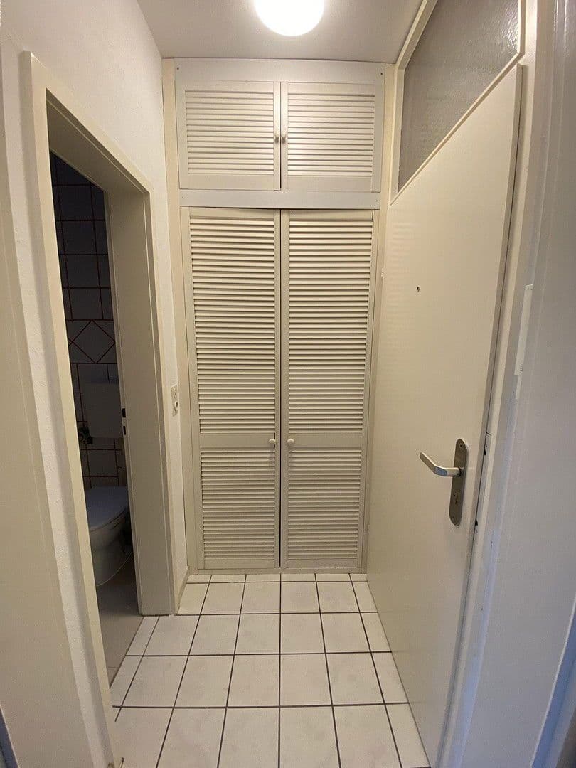 Pronájem bytu 1+1 29 m², Karlsruhe, Bádensko-Württembersko Pronájem bytu 1+1 29 m², Karlsruhe, Bádensko-Württembersko