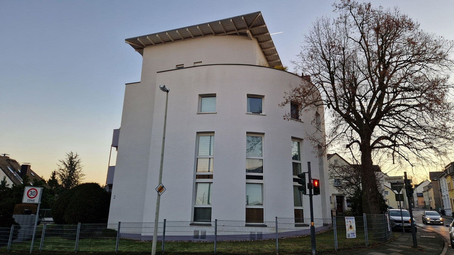 Pronájem bytu 2+1 66 m², Bonn, Severní Porýní-Vestfálsko Pronájem bytu 2+1 66 m², Bonn, Severní Porýní-Vestfálsko