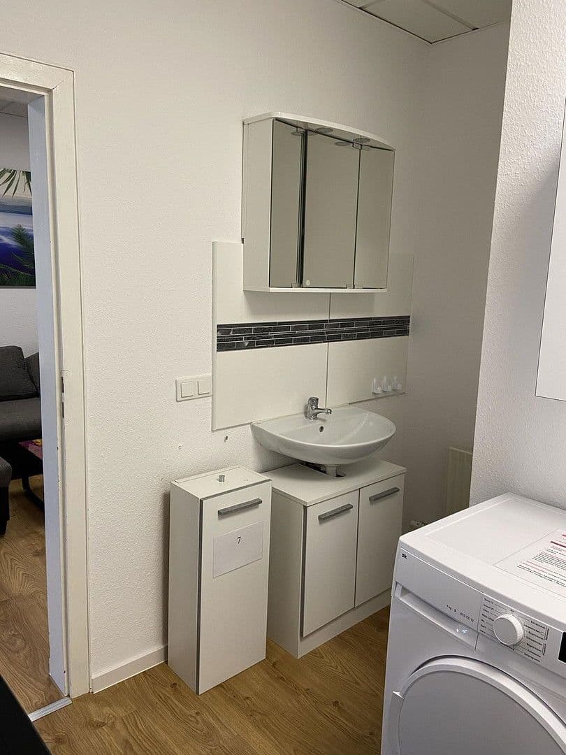 Pronájem bytu 14 m², Hochheimer Straße 1, Worms, Porýní-Falc Pronájem bytu 14 m², Hochheimer Straße 1, Worms, Porýní-Falc