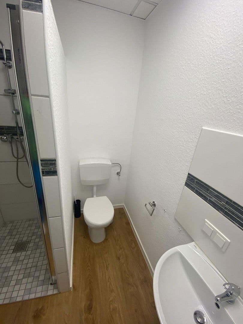 Pronájem bytu 14 m², Hochheimer Straße 1, Worms, Porýní-Falc Pronájem bytu 14 m², Hochheimer Straße 1, Worms, Porýní-Falc