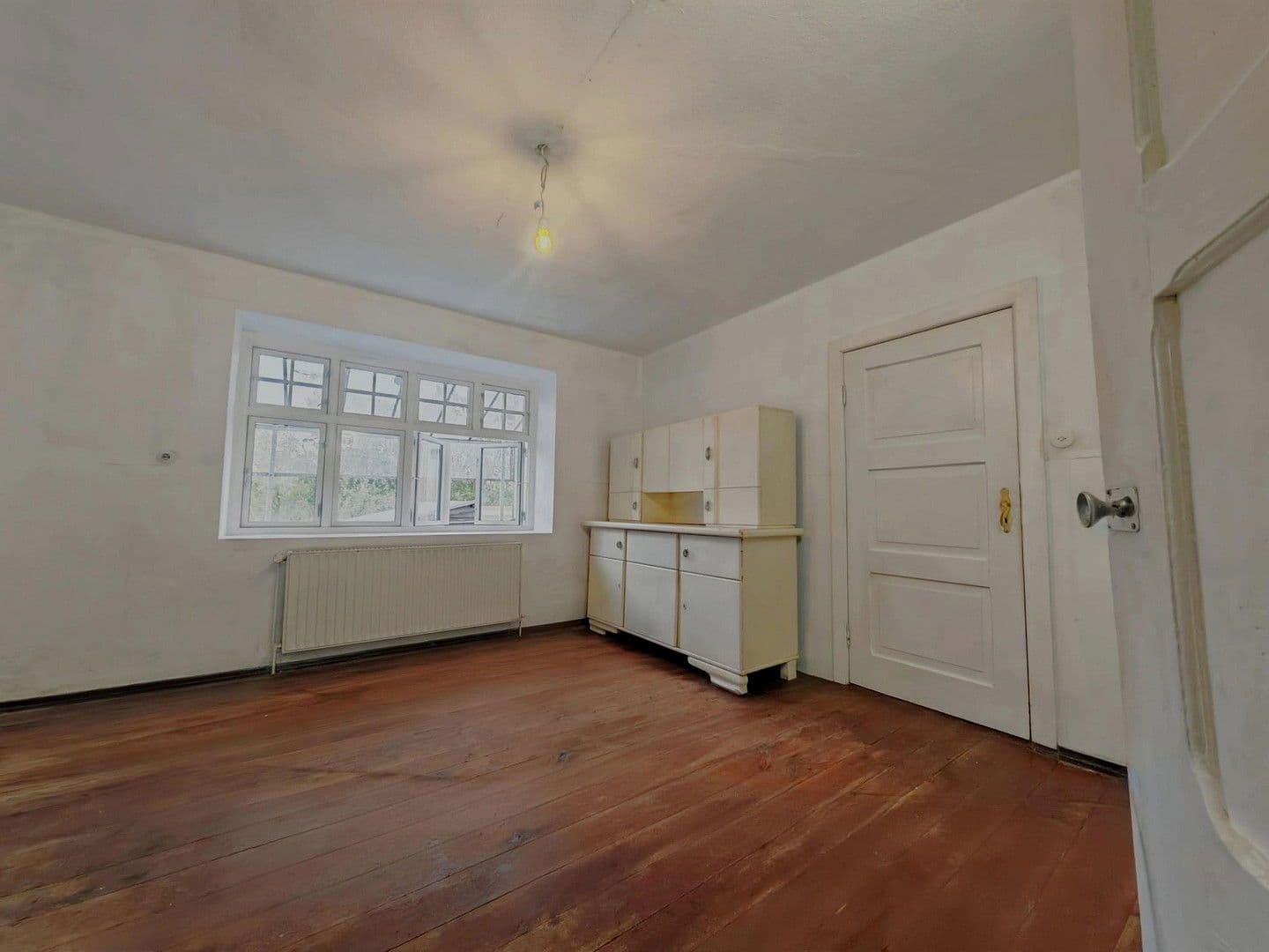 Prodej domu 900 m², pozemek 17.233 m², Badinger Weg 25, Zehdenick, Braniborsko Prodej domu 900 m², pozemek 17.233 m², Badinger Weg 25, Zehdenick, Braniborsko