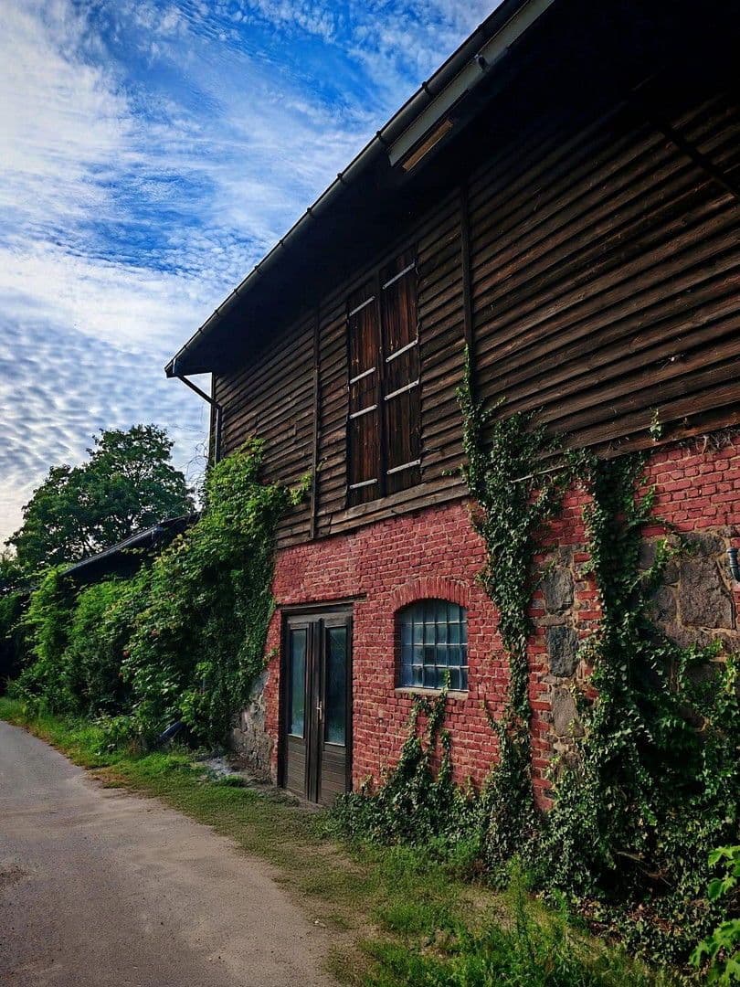 Prodej domu 900 m², pozemek 17.233 m², Badinger Weg 25, Zehdenick, Braniborsko Prodej domu 900 m², pozemek 17.233 m², Badinger Weg 25, Zehdenick, Braniborsko