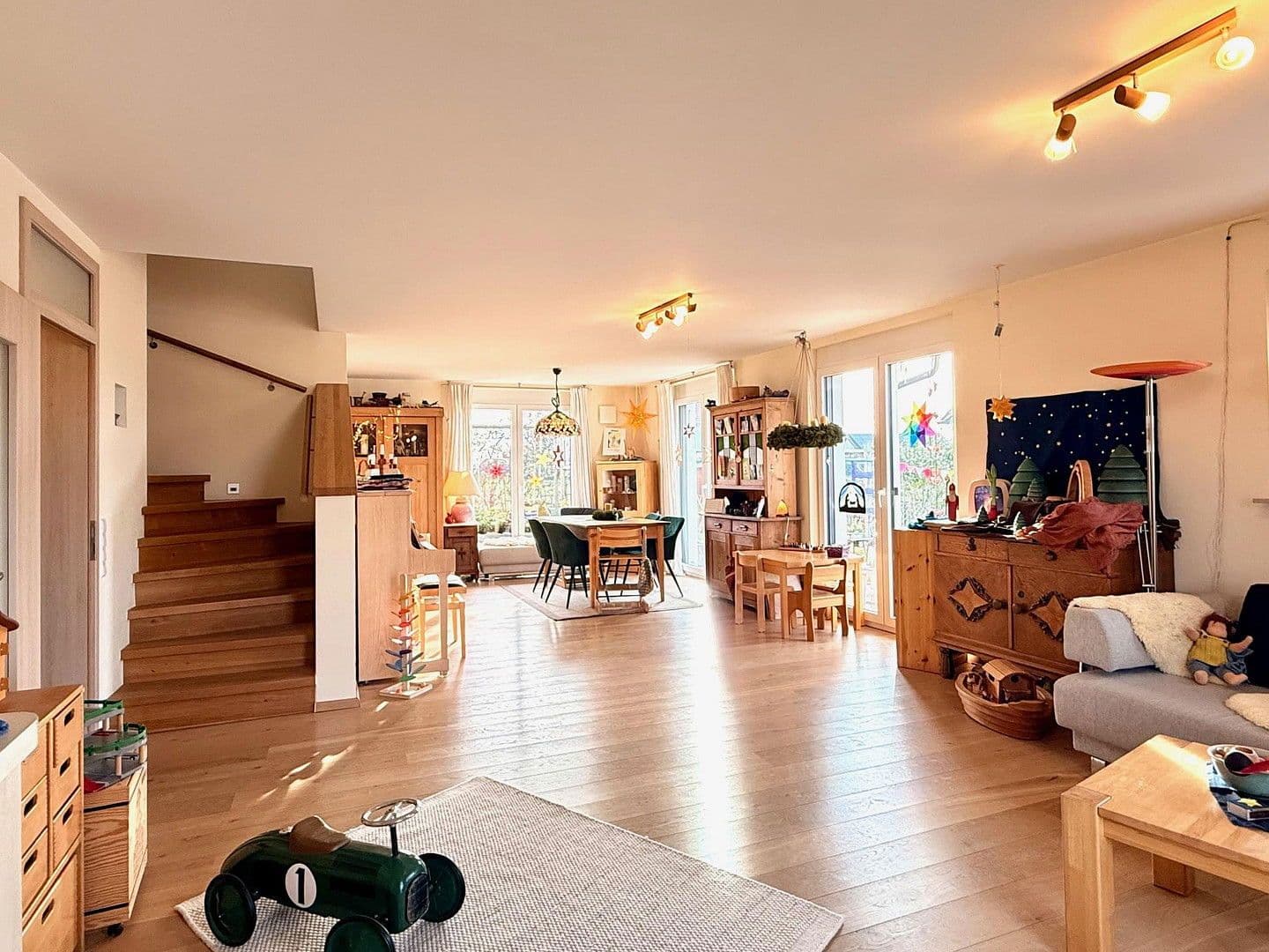 Prodej domu 190 m², pozemek 660 m², Bad Rappenau, Bádensko-Württembersko Prodej domu 190 m², pozemek 660 m², Bad Rappenau, Bádensko-Württembersko