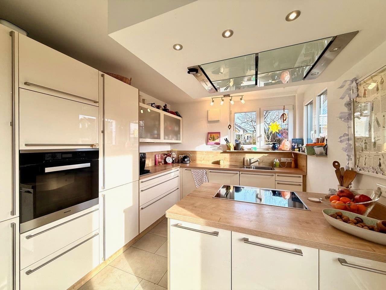 Prodej domu 190 m², pozemek 660 m², Bad Rappenau, Bádensko-Württembersko Prodej domu 190 m², pozemek 660 m², Bad Rappenau, Bádensko-Württembersko