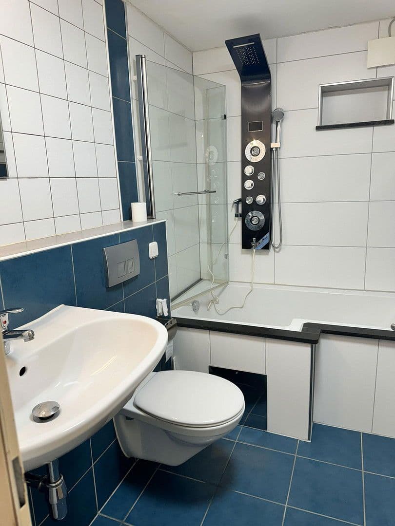 Pronájem bytu 1+1 32 m², Sparkassenstraße 12 Tür 2, Neumarkt am Wallersee, Salcbursko Pronájem bytu 1+1 32 m², Sparkassenstraße 12 Tür 2, Neumarkt am Wallersee, Salcbursko