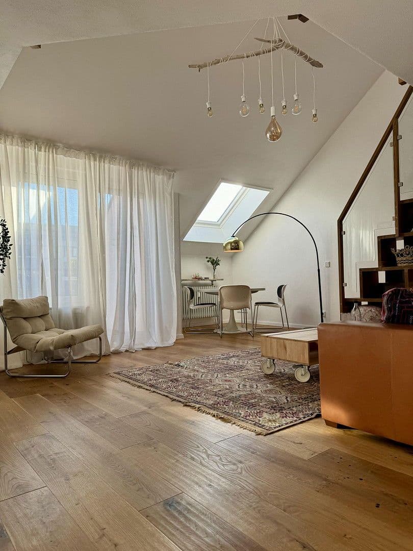 Pronájem bytu 4+kk 90 m², München, Bavorsko Pronájem bytu 4+kk 90 m², München, Bavorsko