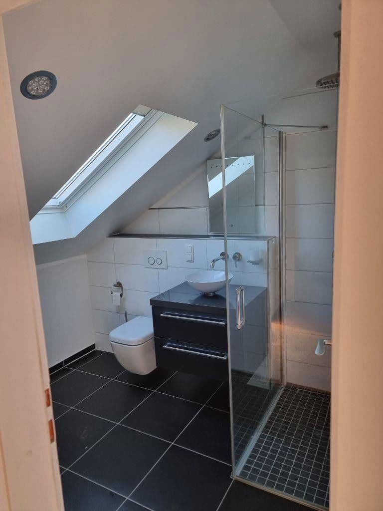 Prodej domu 130 m², pozemek 305 m², Mainz, Porýní-Falc Prodej domu 130 m², pozemek 305 m², Mainz, Porýní-Falc