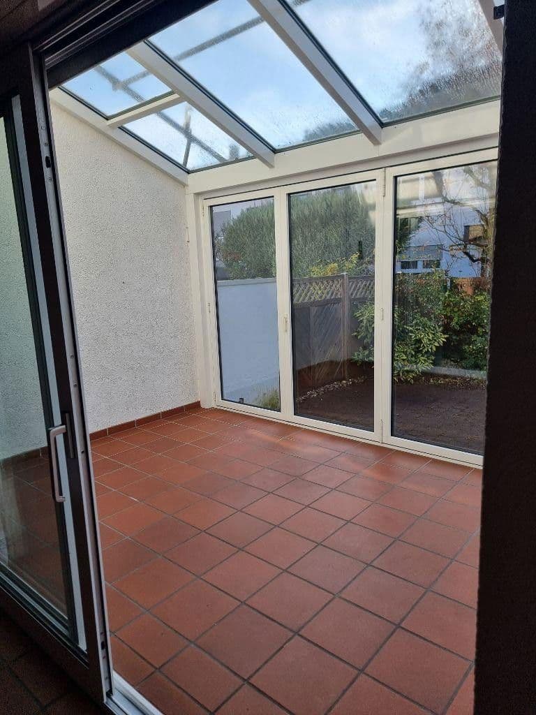 Prodej domu 130 m², pozemek 305 m², Mainz, Porýní-Falc Prodej domu 130 m², pozemek 305 m², Mainz, Porýní-Falc