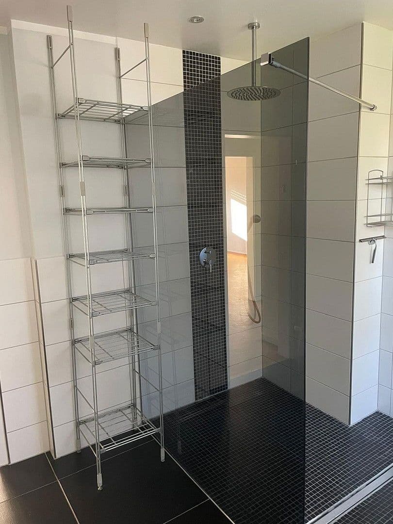 Prodej domu 130 m², pozemek 305 m², Mainz, Porýní-Falc Prodej domu 130 m², pozemek 305 m², Mainz, Porýní-Falc