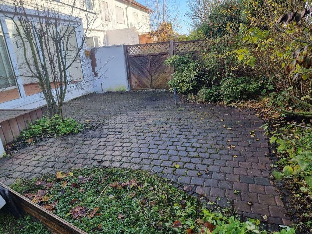 Prodej domu 130 m², pozemek 305 m², Mainz, Porýní-Falc Prodej domu 130 m², pozemek 305 m², Mainz, Porýní-Falc