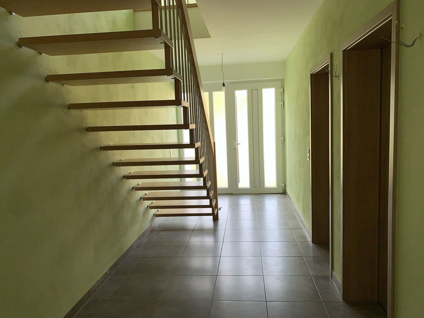 Prodej domu 200 m², pozemek 960 m², Zweibrücken, Porýní-Falc Prodej domu 200 m², pozemek 960 m², Zweibrücken, Porýní-Falc