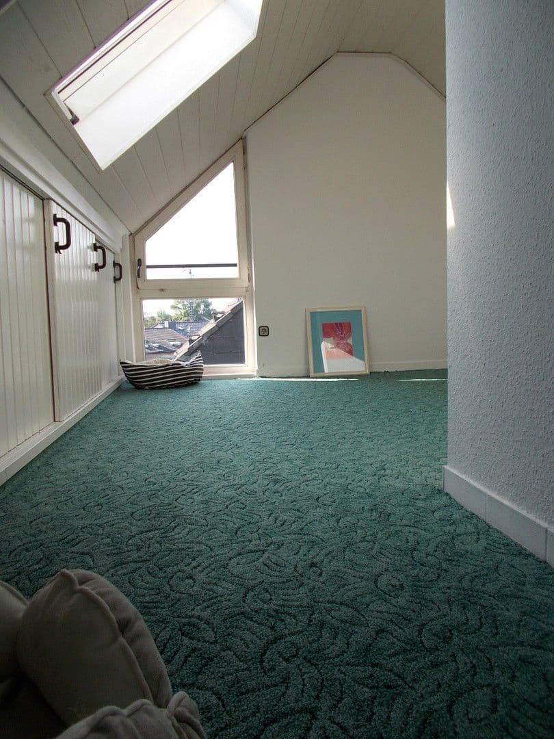 Prodej bytu 7+1 192 m², Bergisch Gladbach, Severní Porýní-Vestfálsko Prodej bytu 7+1 192 m², Bergisch Gladbach, Severní Porýní-Vestfálsko