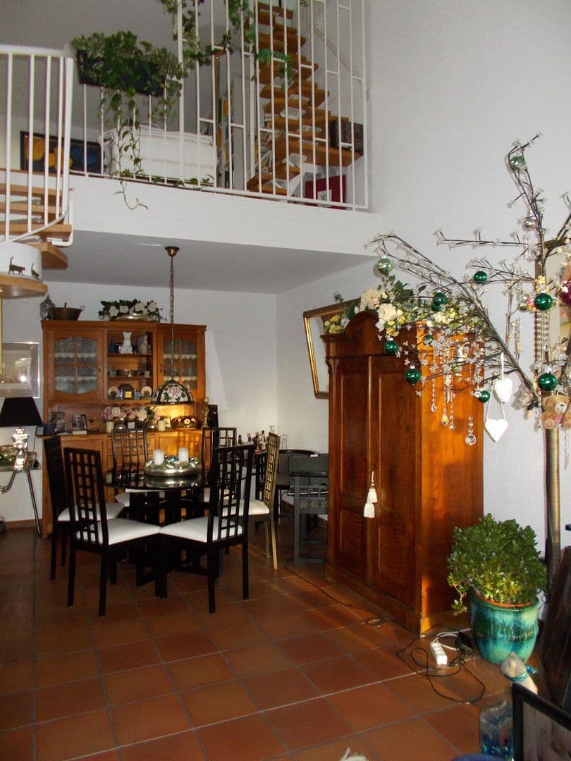 Prodej bytu 7+1 192 m², Bergisch Gladbach, Severní Porýní-Vestfálsko Prodej bytu 7+1 192 m², Bergisch Gladbach, Severní Porýní-Vestfálsko