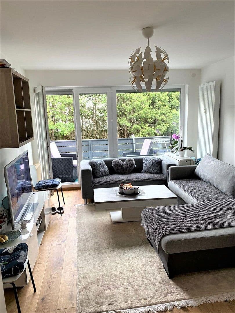 Pronájem bytu 1+1 30 m², Uhdestraße 45, München, Bavorsko Pronájem bytu 1+1 30 m², Uhdestraße 45, München, Bavorsko