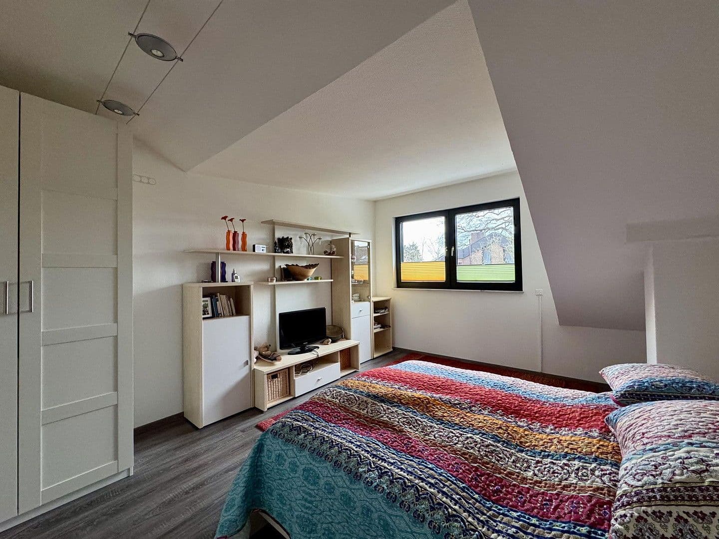 Prodej domu 273 m², pozemek 581 m², Langenhagen, Dolní Sasko Prodej domu 273 m², pozemek 581 m², Langenhagen, Dolní Sasko