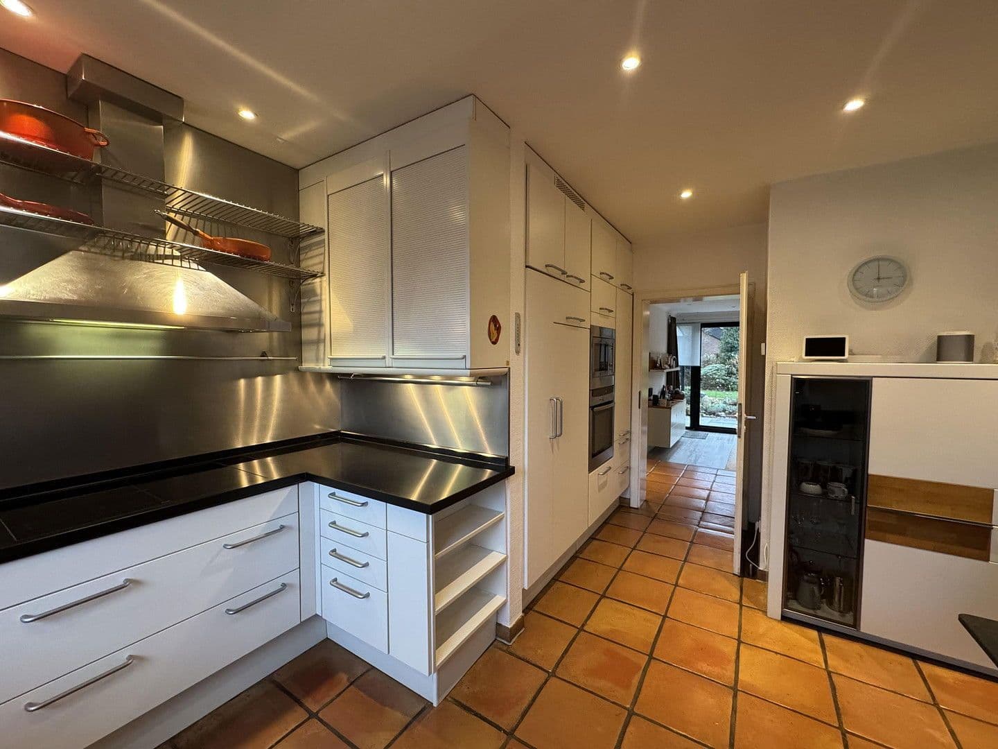 Prodej domu 273 m², pozemek 581 m², Langenhagen, Dolní Sasko Prodej domu 273 m², pozemek 581 m², Langenhagen, Dolní Sasko