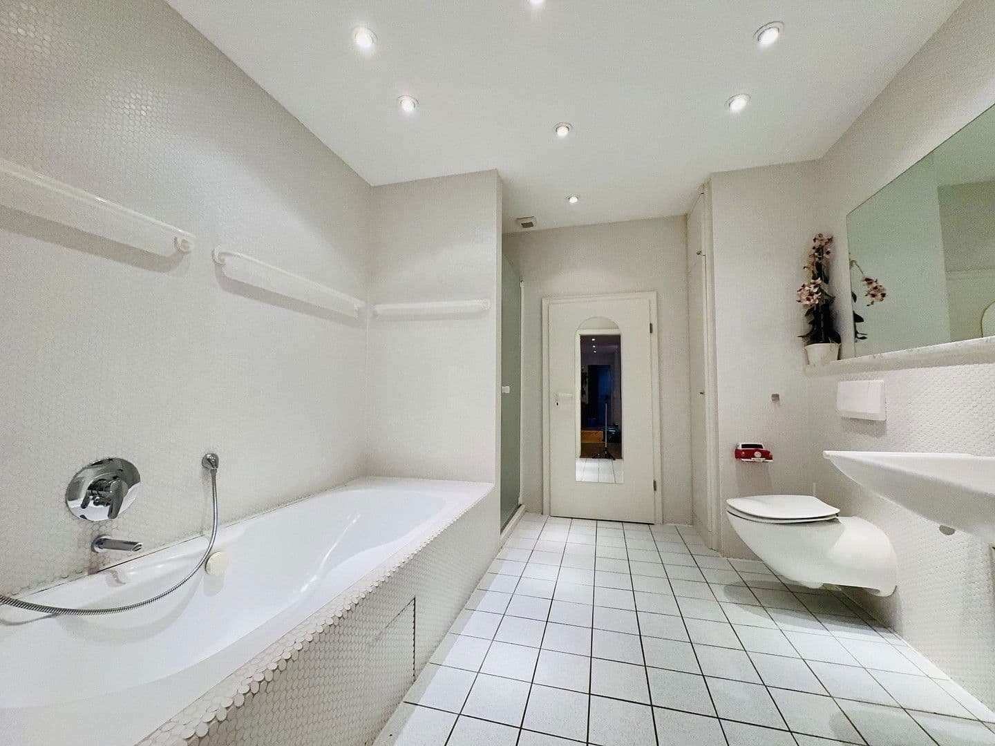 Prodej domu 273 m², pozemek 581 m², Langenhagen, Dolní Sasko Prodej domu 273 m², pozemek 581 m², Langenhagen, Dolní Sasko