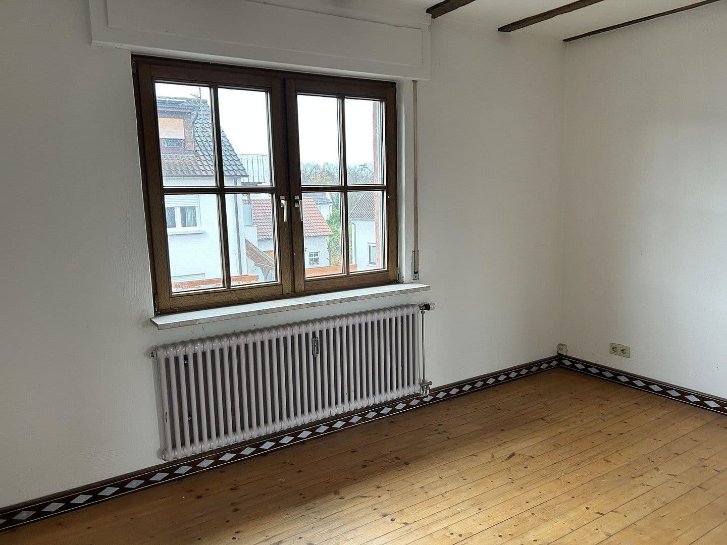 Prodej domu 128 m², pozemek 451 m², Albert Schmitt Str. 11, Sandhausen, Bádensko-Württembersko Prodej domu 128 m², pozemek 451 m², Albert Schmitt Str. 11, Sandhausen, Bádensko-Württembersko