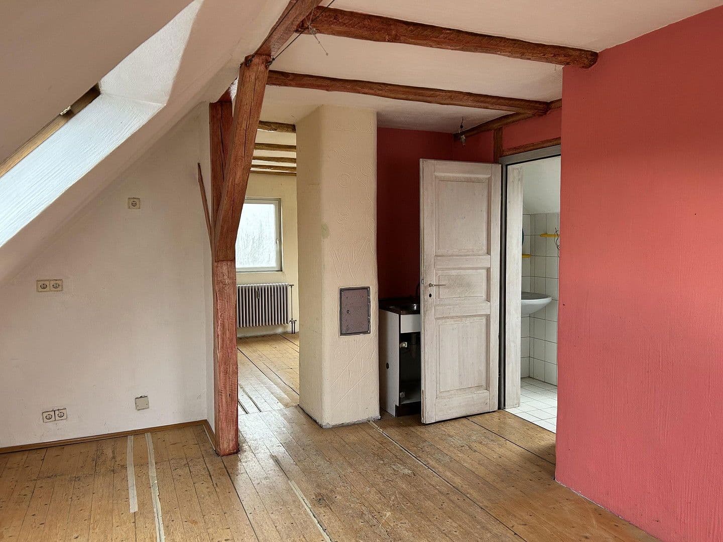 Prodej domu 128 m², pozemek 451 m², Albert Schmitt Str. 11, Sandhausen, Bádensko-Württembersko Prodej domu 128 m², pozemek 451 m², Albert Schmitt Str. 11, Sandhausen, Bádensko-Württembersko