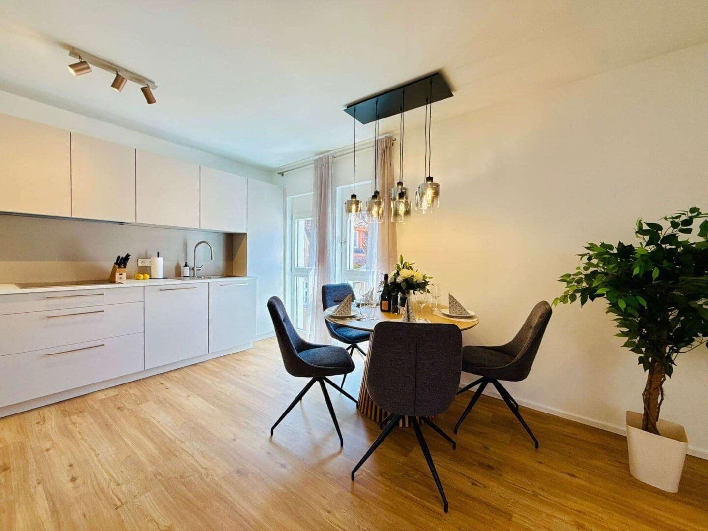 Prodej bytu 2+1 64 m², Christophstraße 8, Überlingen, Bádensko-Württembersko Prodej bytu 2+1 64 m², Christophstraße 8, Überlingen, Bádensko-Württembersko