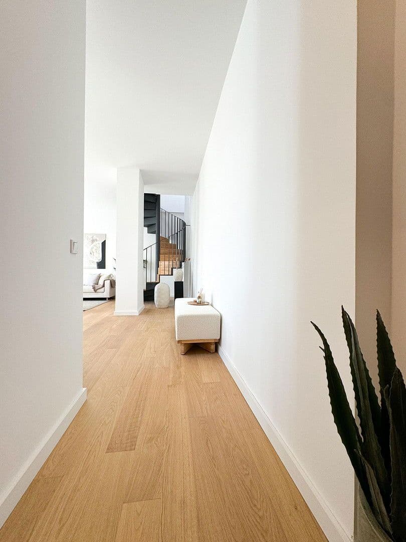 Prodej bytu 3+1 100 m², Berlin, Berlín Prodej bytu 3+1 100 m², Berlin, Berlín