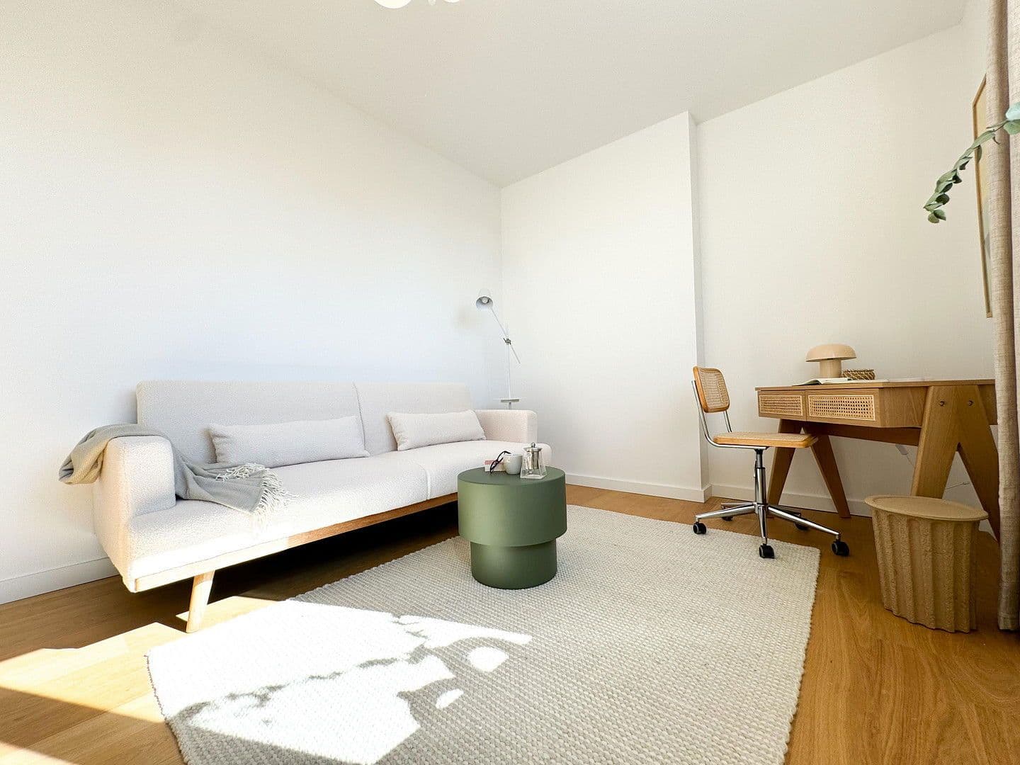 Prodej bytu 3+1 100 m², Berlin, Berlín Prodej bytu 3+1 100 m², Berlin, Berlín