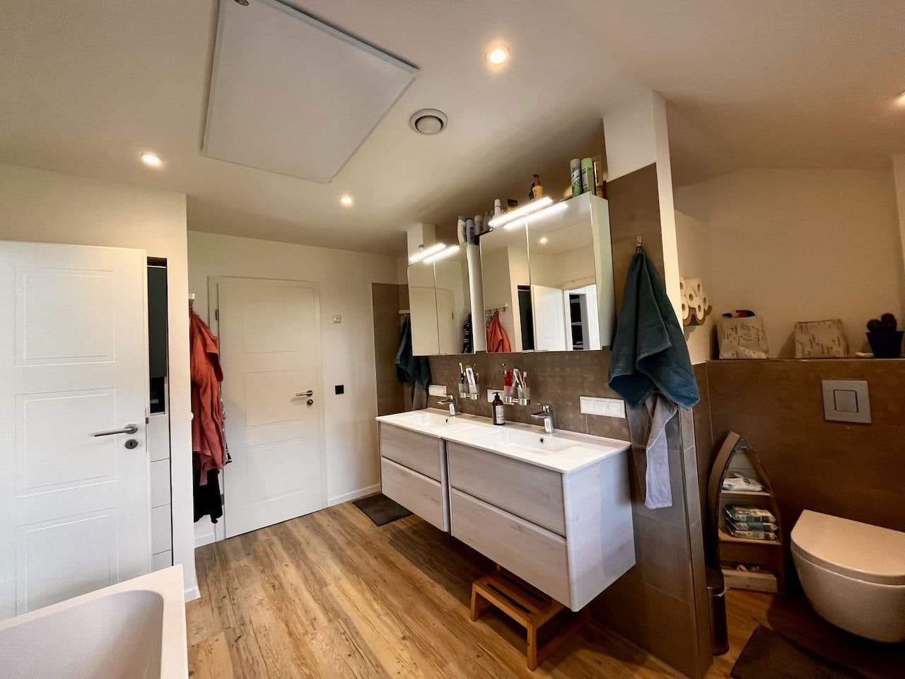 Prodej domu 167 m², pozemek 685 m², Großenaspe, Šlesvicko-Holštýnsko Prodej domu 167 m², pozemek 685 m², Großenaspe, Šlesvicko-Holštýnsko