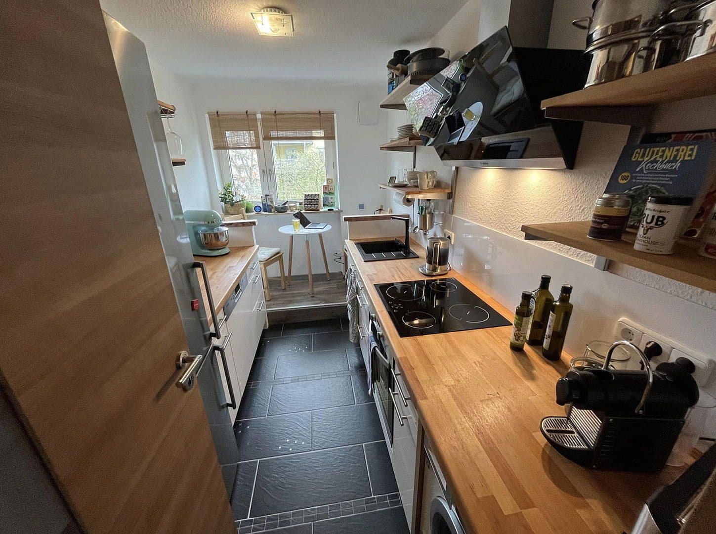 Pronájem bytu 3+1 68 m², Hardenbergstr. 76, Nürnberg, Bavorsko Pronájem bytu 3+1 68 m², Hardenbergstr. 76, Nürnberg, Bavorsko