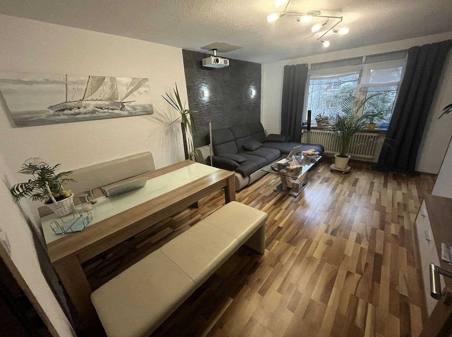 Pronájem bytu 3+1 68 m², Hardenbergstr. 76, Nürnberg, Bavorsko Pronájem bytu 3+1 68 m², Hardenbergstr. 76, Nürnberg, Bavorsko