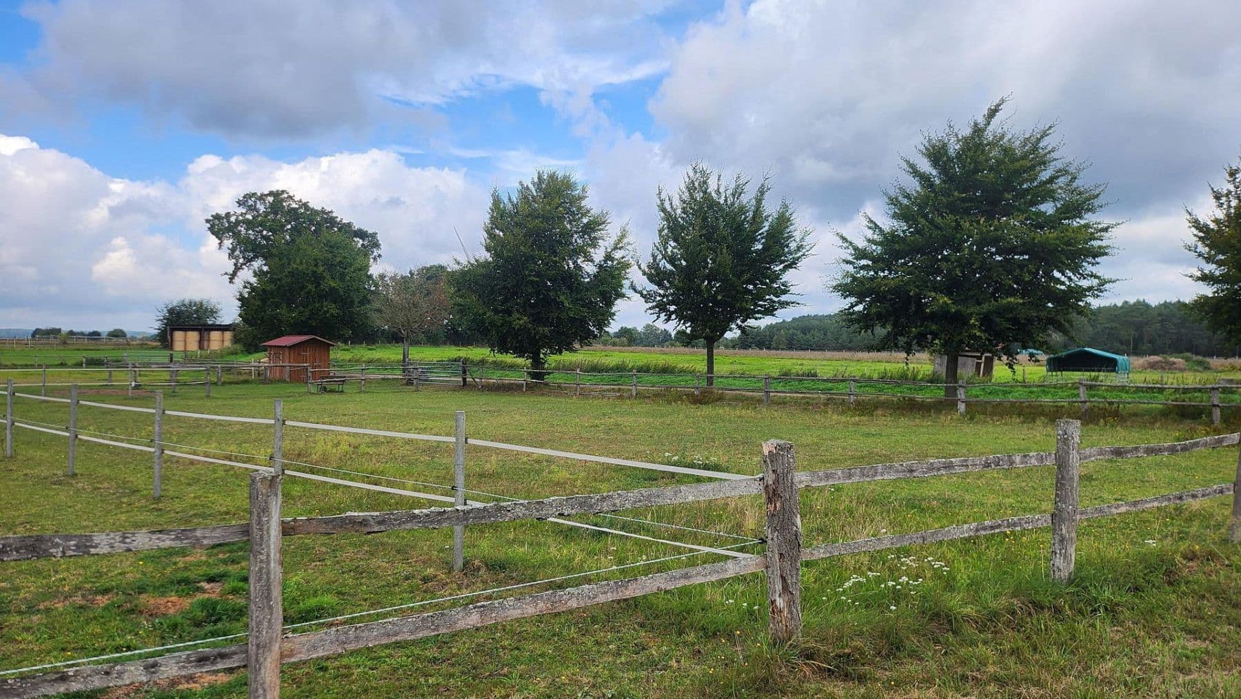 Prodej domu 126 m², pozemek 502 m², Seevetal, Dolní Sasko Prodej domu 126 m², pozemek 502 m², Seevetal, Dolní Sasko