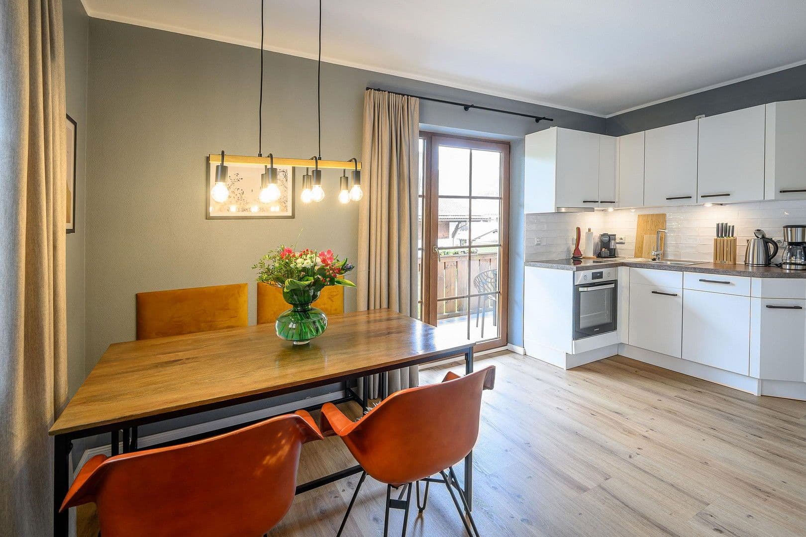 Prodej domu 321 m², pozemek 775 m², Oberau, Bavorsko Prodej domu 321 m², pozemek 775 m², Oberau, Bavorsko