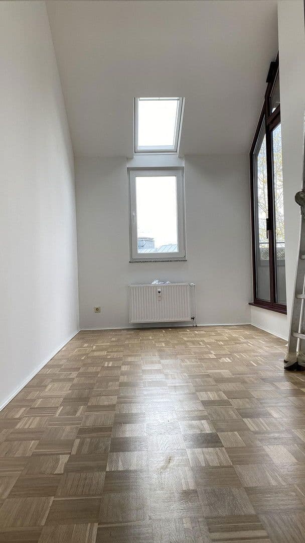Pronájem bytu 4+1 108 m², Richard-Strauß-Allee 3, Wuppertal, Severní Porýní-Vestfálsko Pronájem bytu 4+1 108 m², Richard-Strauß-Allee 3, Wuppertal, Severní Porýní-Vestfálsko