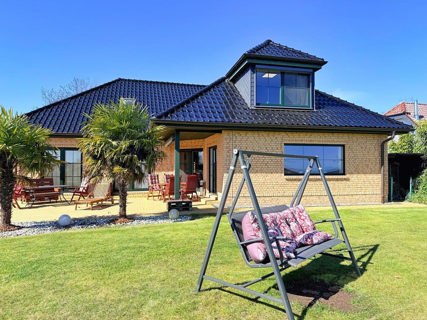 Prodej domu 189 m², pozemek 1.100 m², Ummanz, Mecklenburg-Vorpommern Prodej domu 189 m², pozemek 1.100 m², Ummanz, Mecklenburg-Vorpommern