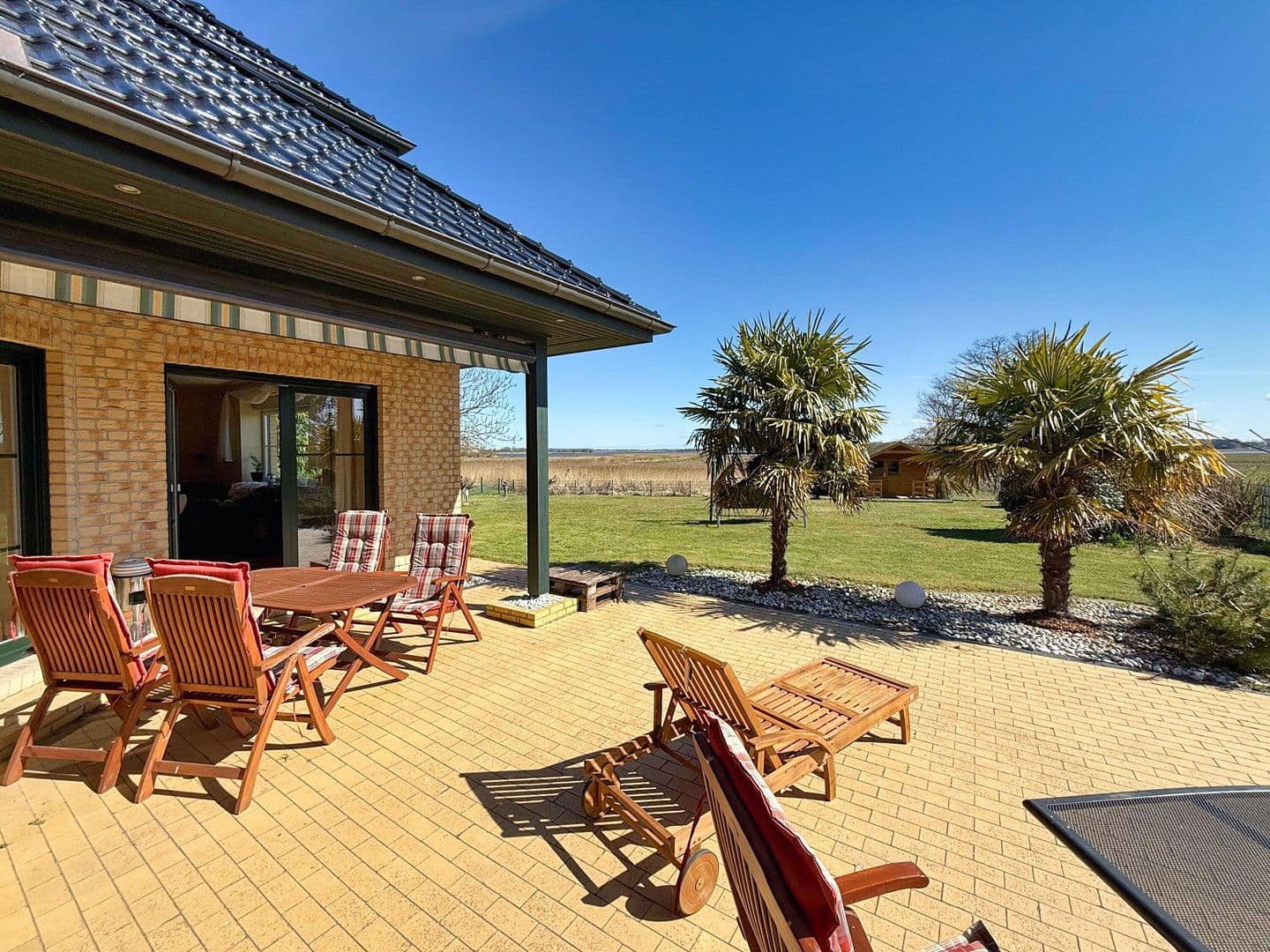 Prodej domu 189 m², pozemek 1.100 m², Ummanz, Mecklenburg-Vorpommern Prodej domu 189 m², pozemek 1.100 m², Ummanz, Mecklenburg-Vorpommern