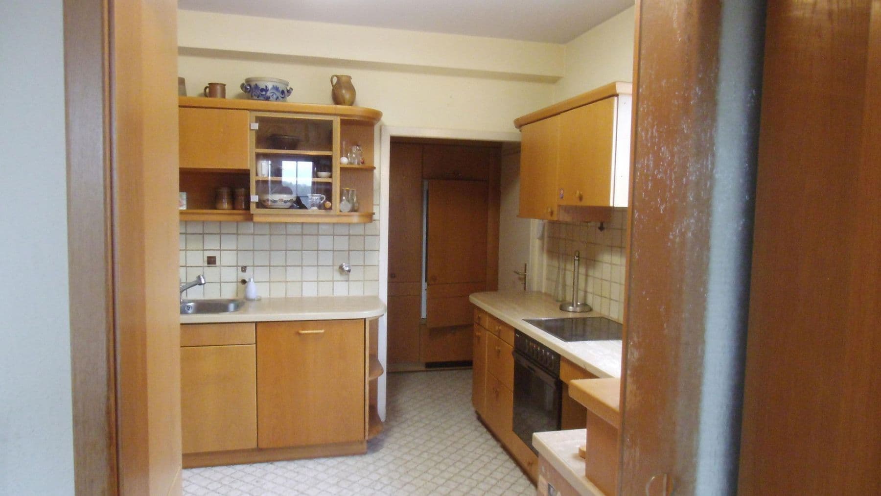 Prodej domu 326 m², pozemek 1.366 m², Nellinger Straße 47, Stuttgart, Bádensko-Württembersko Prodej domu 326 m², pozemek 1.366 m², Nellinger Straße 47, Stuttgart, Bádensko-Württembersko