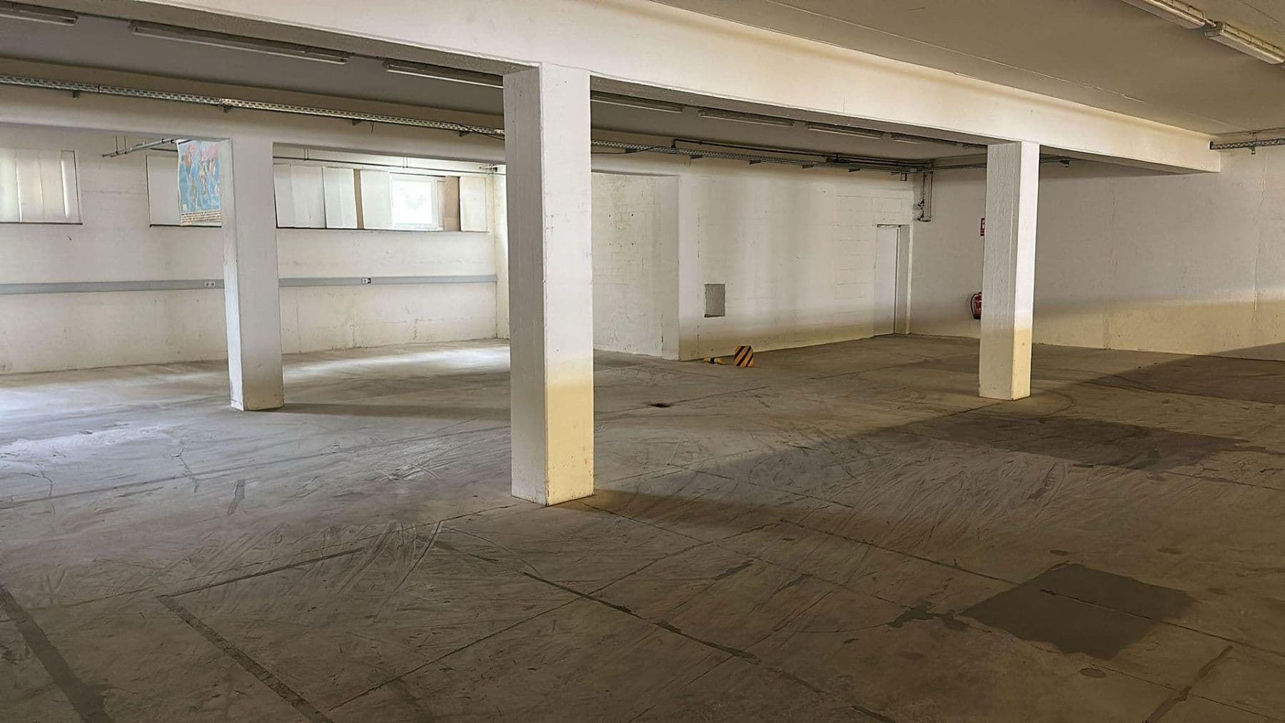 Pronájem kanceláře 105 m², Salmbacher Weg 35, Engelsbrand, Bádensko-Württembersko Pronájem kanceláře 105 m², Salmbacher Weg 35, Engelsbrand, Bádensko-Württembersko