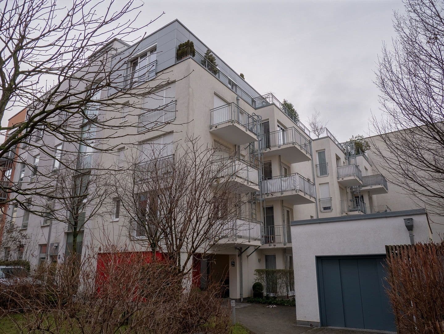 Pronájem bytu 1+1 43 m², Adlzreiterstraße 16, München, Bavorsko Pronájem bytu 1+1 43 m², Adlzreiterstraße 16, München, Bavorsko