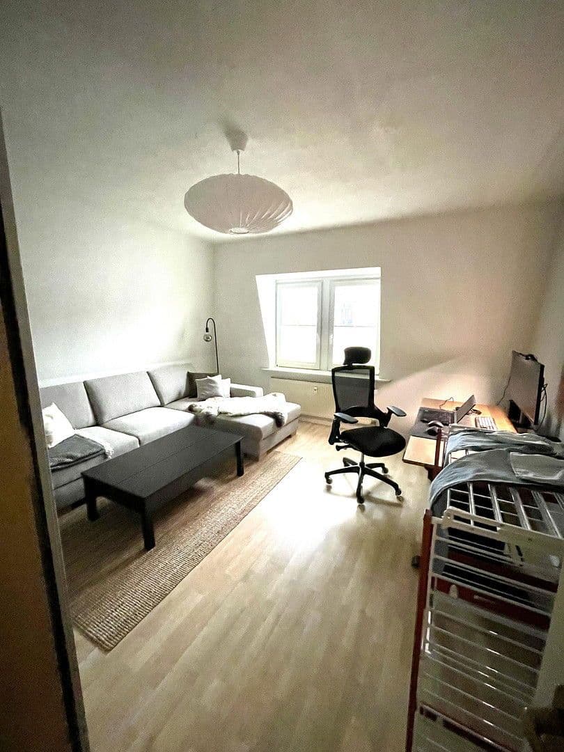 Pronájem bytu 2+1 55 m², Nöthnitzer Str. 21, Dresden, Sasko Pronájem bytu 2+1 55 m², Nöthnitzer Str. 21, Dresden, Sasko