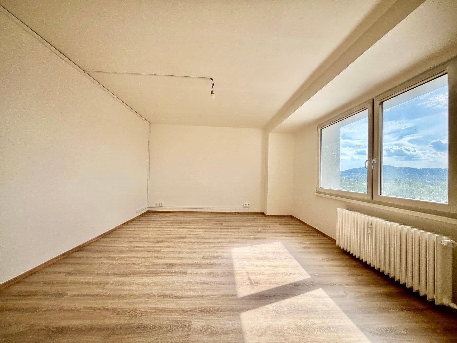 Pronájem bytu 2+1 62 m², Marie Majerové, Frýdek-Místek, Moravskoslezský kraj Pronájem bytu 2+1 62 m², Marie Majerové, Frýdek-Místek, Moravskoslezský kraj