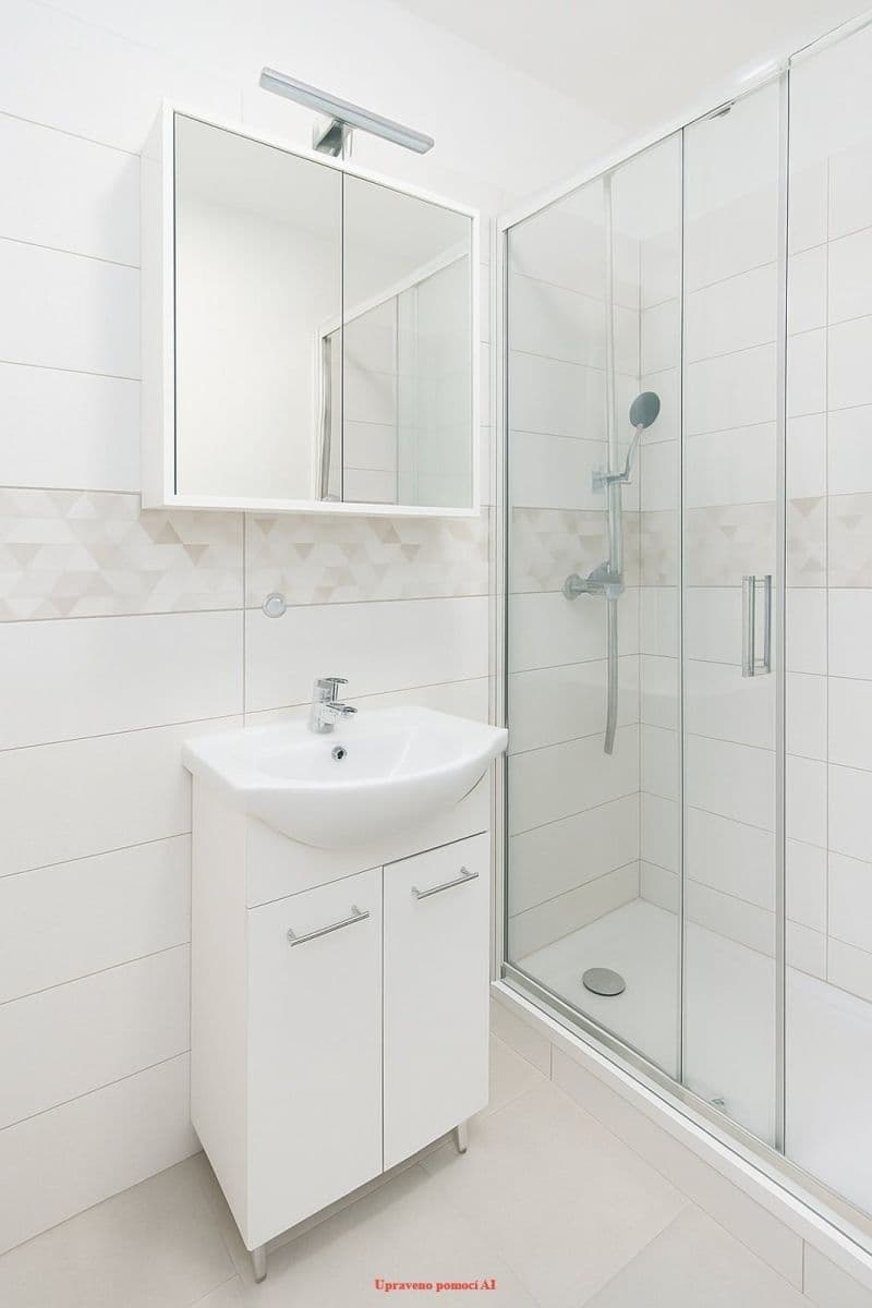 Pronájem bytu 3+1 79 m², Československé armády, Frýdek-Místek, Moravskoslezský kraj Pronájem bytu 3+1 79 m², Československé armády, Frýdek-Místek, Moravskoslezský kraj