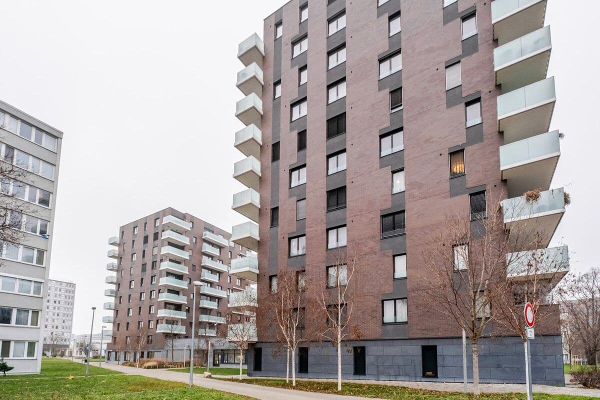 Pronájem bytu 56 m², Nekvasilova, Praha, Praha Pronájem bytu 56 m², Nekvasilova, Praha, Praha