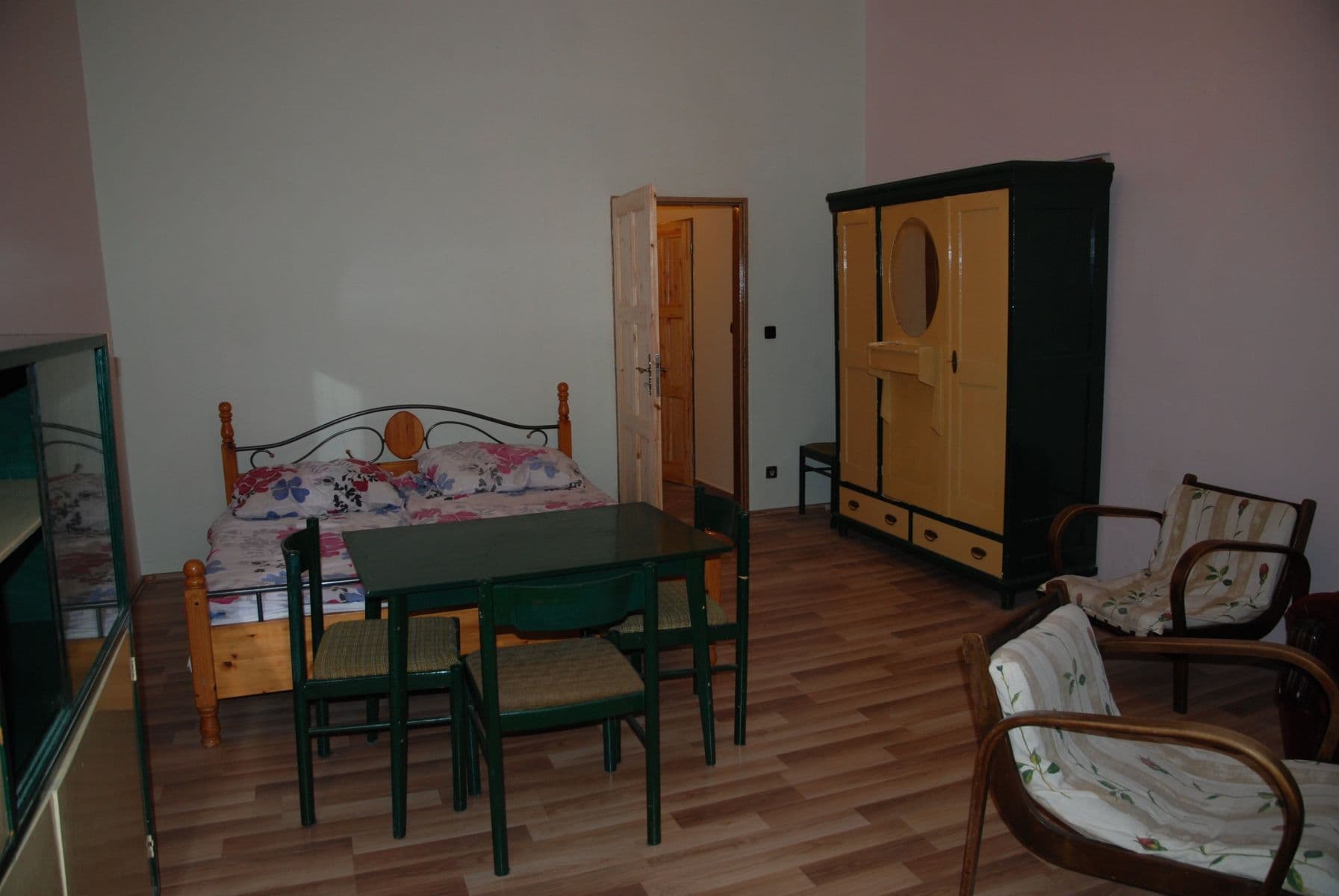 Pronájem bytu 40 m², Orebitská, Praha, Praha Pronájem bytu 40 m², Orebitská, Praha, Praha