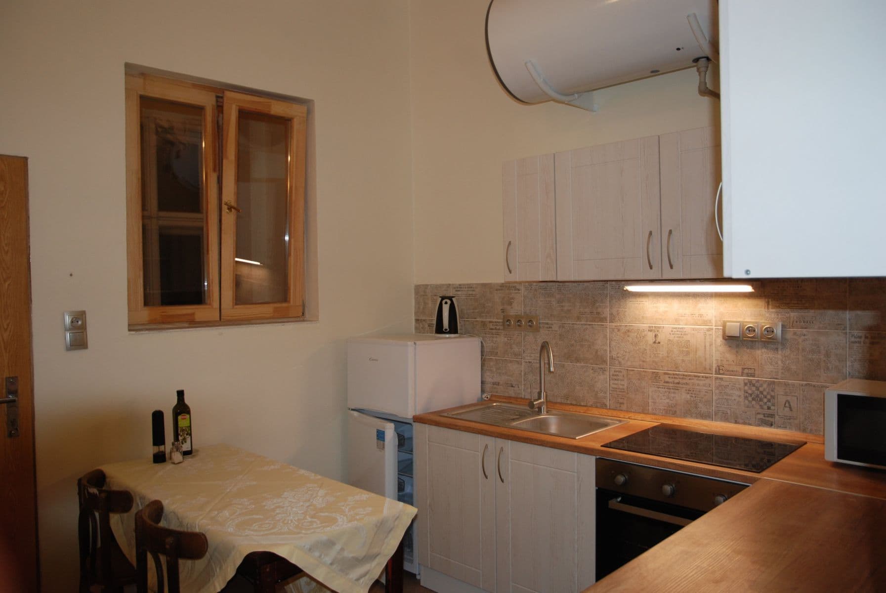 Pronájem bytu 40 m², Orebitská, Praha, Praha Pronájem bytu 40 m², Orebitská, Praha, Praha