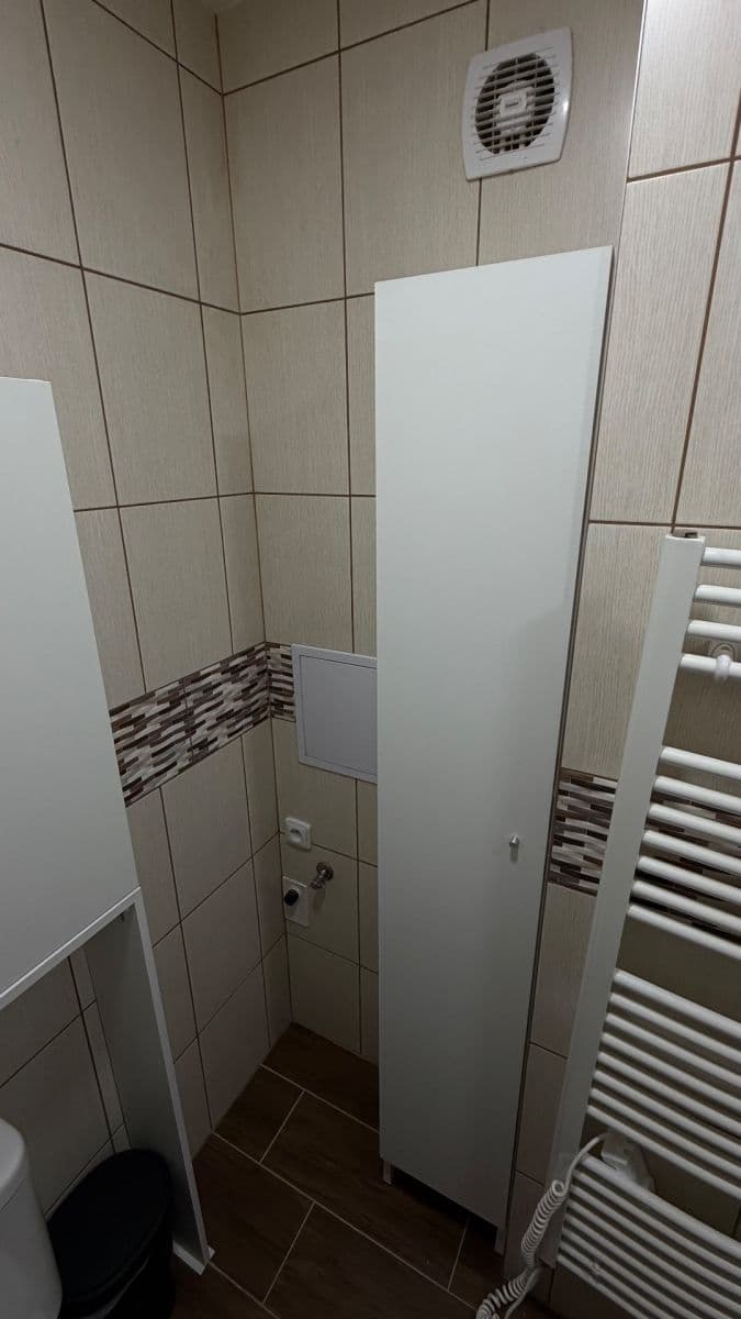 Pronájem bytu 2+kk 45 m², Rožmitálská, Březnice, Středočeský kraj Pronájem bytu 2+kk 45 m², Rožmitálská, Březnice, Středočeský kraj